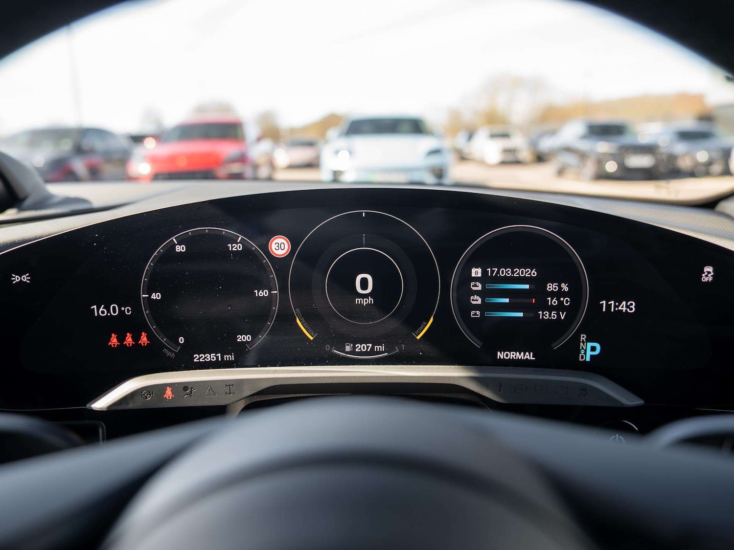 Used Porsche Taycan 2022 for sale - 77942875: Photo 14