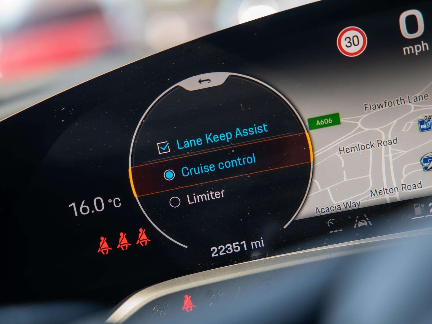 Used Porsche Taycan 2022 for sale - 77942875: Photo 15