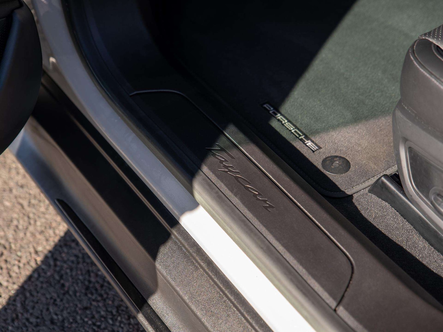 Used Porsche Taycan 2022 for sale - 77942875: Photo 28