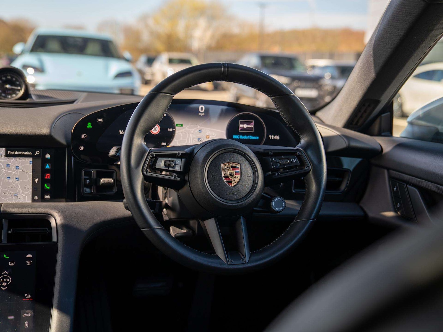 Used Porsche Taycan 2022 for sale - 77942875: Photo 8