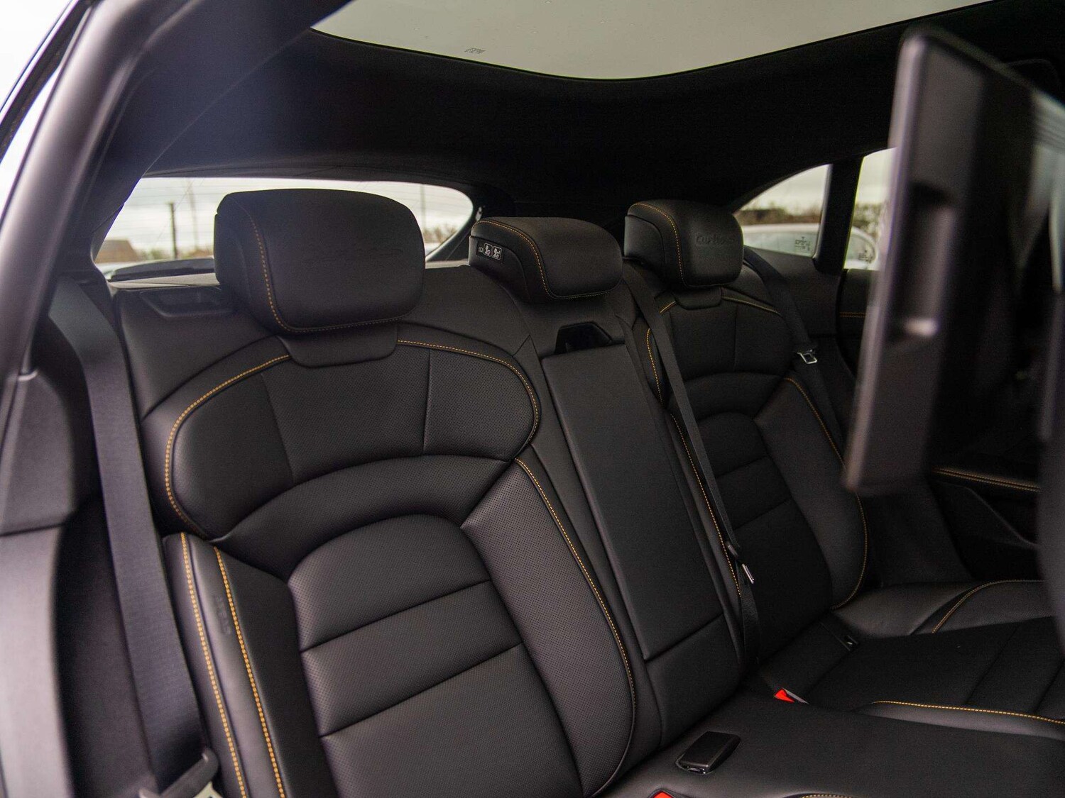 Used Porsche Taycan for sale - 77960945: Photo 11