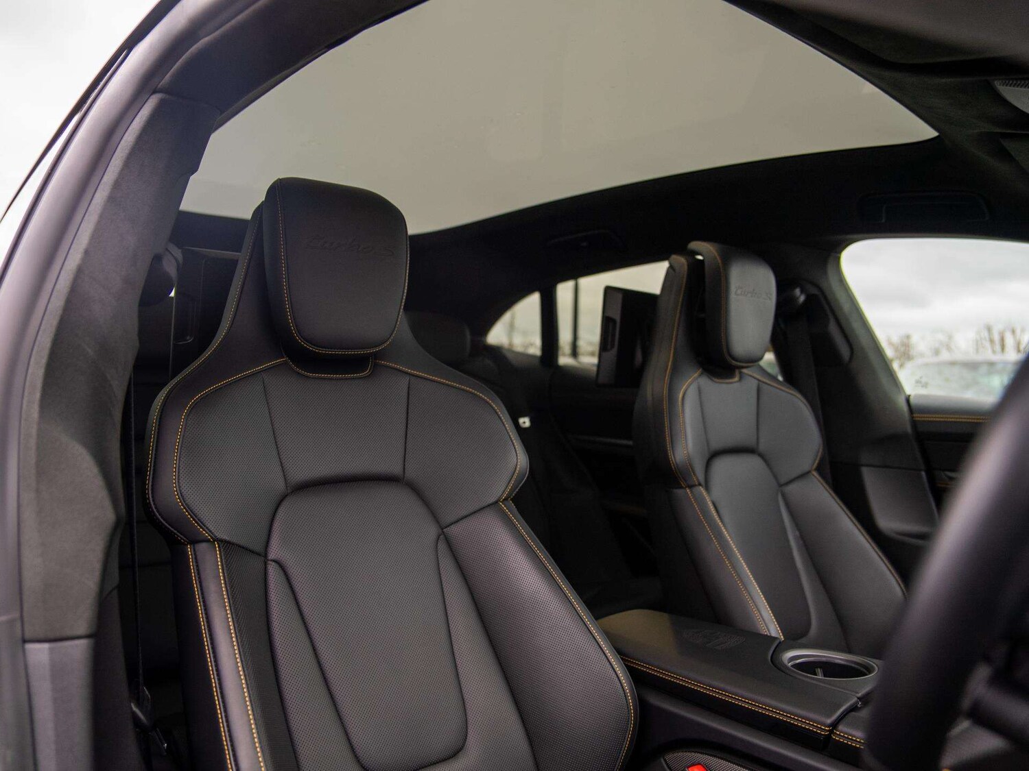 Used Porsche Taycan for sale - 77960945: Photo 12