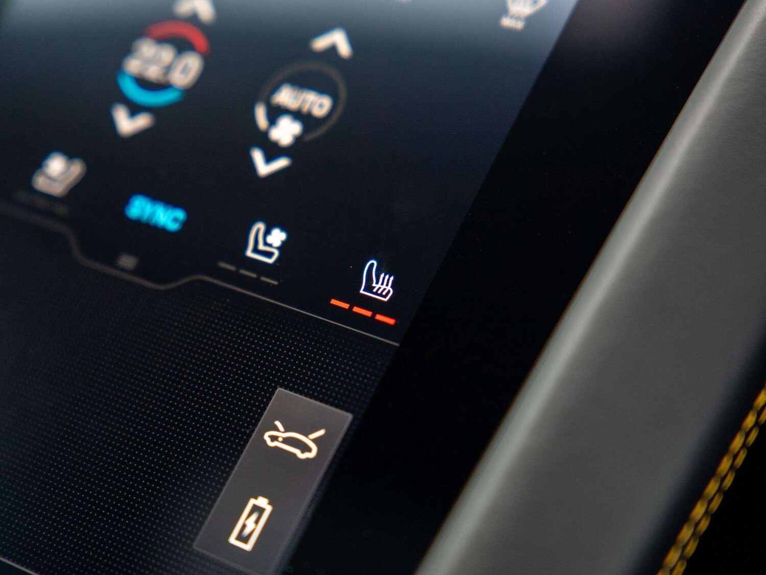 Used Porsche Taycan for sale - 77960945: Photo 25