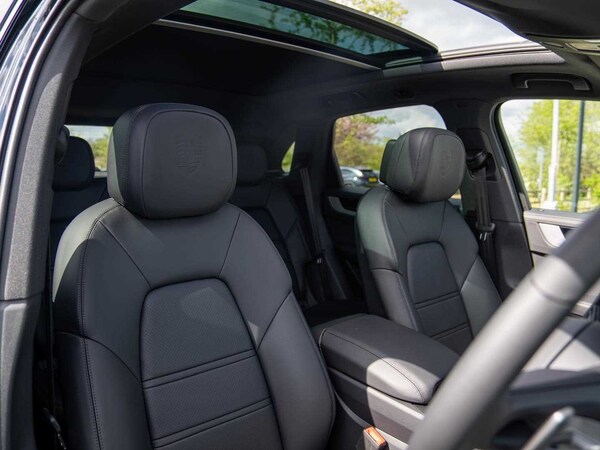 Used Porsche Cayenne 2025 for sale - 75818343: Photo 11
