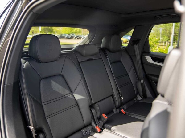 Used Porsche Cayenne 2025 for sale - 75818343: Photo 12