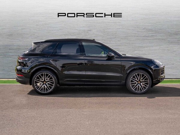 Used Porsche Cayenne 2025 for sale - 75818343: Photo 5