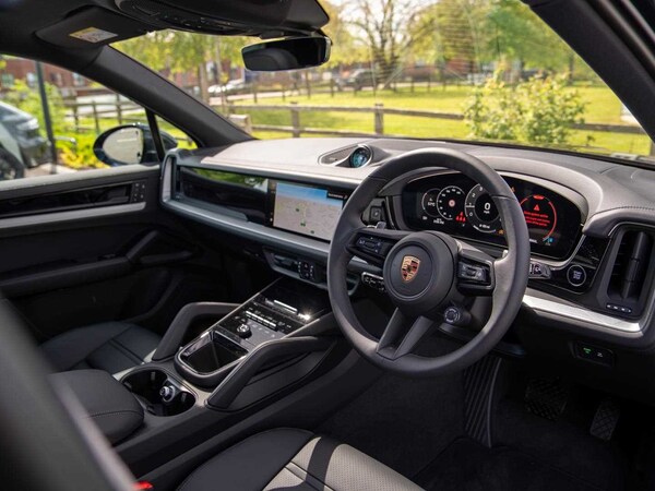 Used Porsche Cayenne 2025 for sale - 75818343: Photo 8