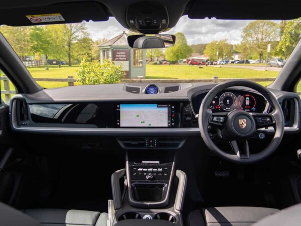 Used Porsche Cayenne 2025 for sale - 75818343: Photo 9