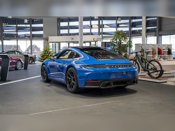 Used Porsche 992 2025 for sale - 75759791: Photo