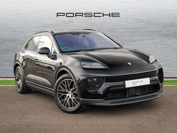 Used Porsche Macan 2024 for sale - 78949305: Photo