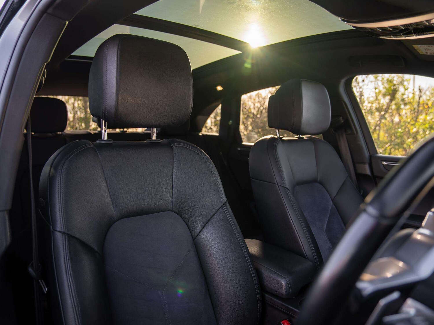 Used Porsche Macan 2020 for sale - 76553064: Photo 11