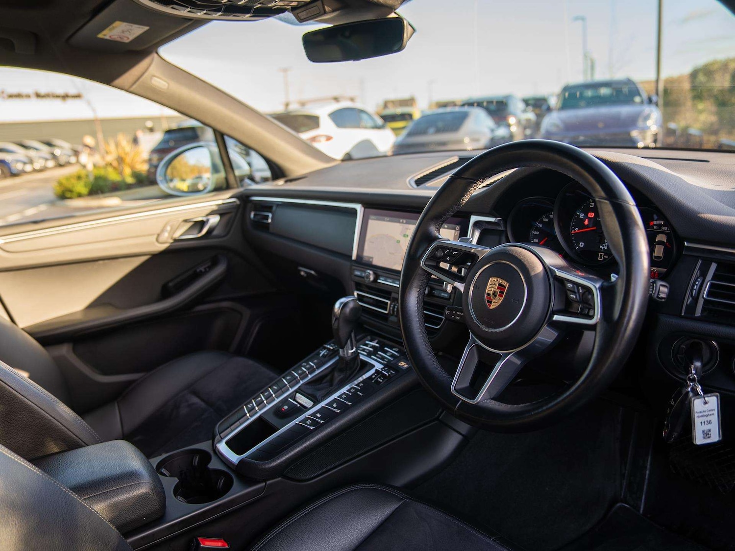 Used Porsche Macan 2020 for sale - 76553064: Photo 9