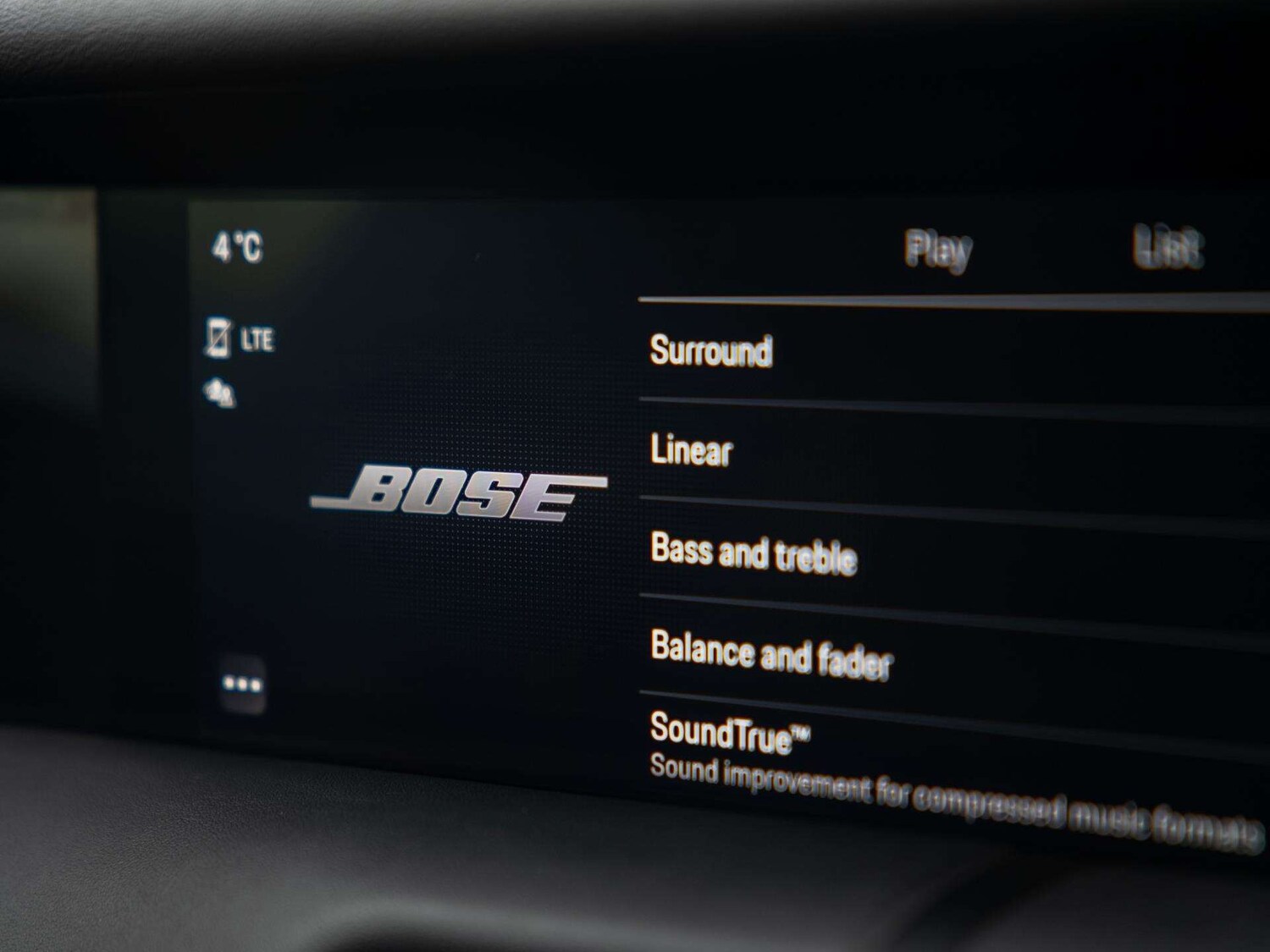 Used Porsche Taycan for sale - 77960951: Photo 24