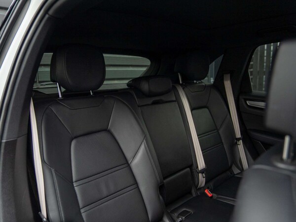 Used Porsche Cayenne 2022 for sale - 76286229: Photo 11