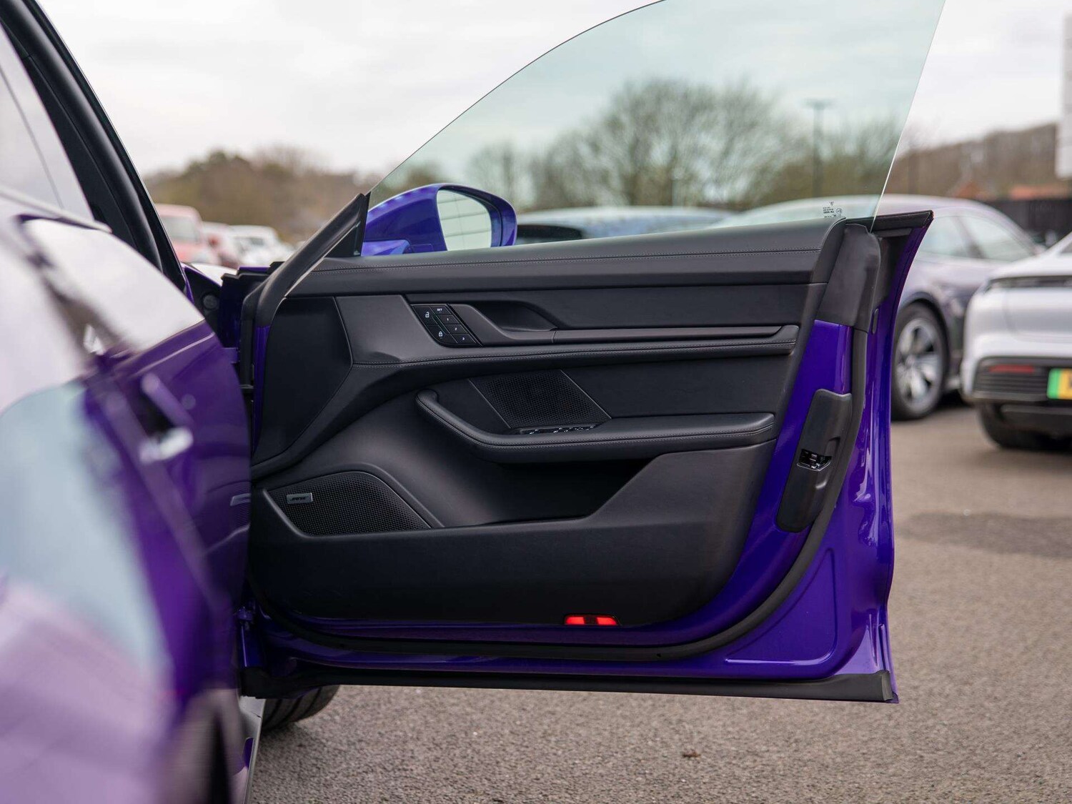 Used Porsche Taycan 2026 for sale - 77810990: Photo 17