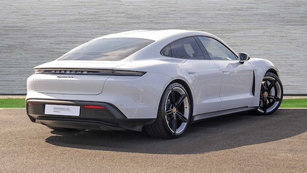 Used Porsche Taycan 2020 for sale - 76262367: Photo 28