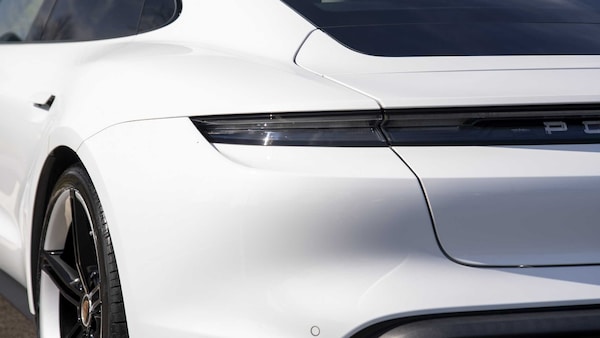 Used Porsche Taycan 2020 for sale - 76262367: Photo 7