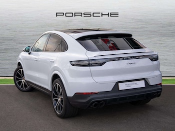 Used Porsche Cayenne 2023 for sale - 77787200: Photo