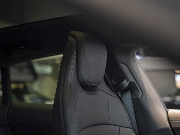 Used Porsche Taycan 2025 for sale - 75845729: Photo 11