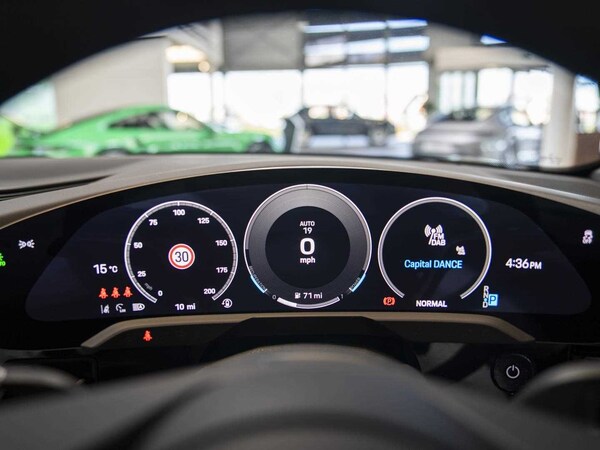 Used Porsche Taycan 2025 for sale - 75845729: Photo 23