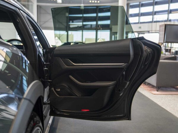 Used Porsche Taycan 2025 for sale - 75845729: Photo 29