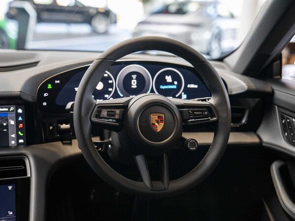 Used Porsche Taycan 2025 for sale - 75845729: Photo 7