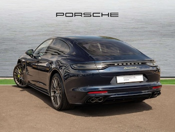 Used Porsche Panamera 2023 for sale - 79364602: Photo