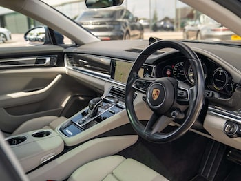 Used Porsche Panamera 2023 for sale - 79364602: Photo