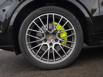 Used Porsche Cayenne 2022 for sale - 76967778: Photo