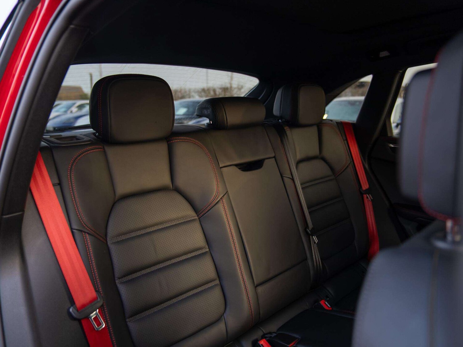 Used Porsche Macan 2023 for sale - 77810760: Photo 11