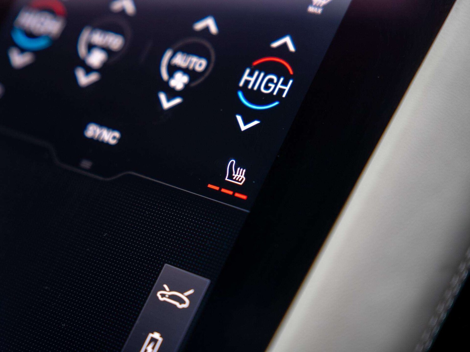 Used Porsche Taycan 2022 for sale - 77526870: Photo 14