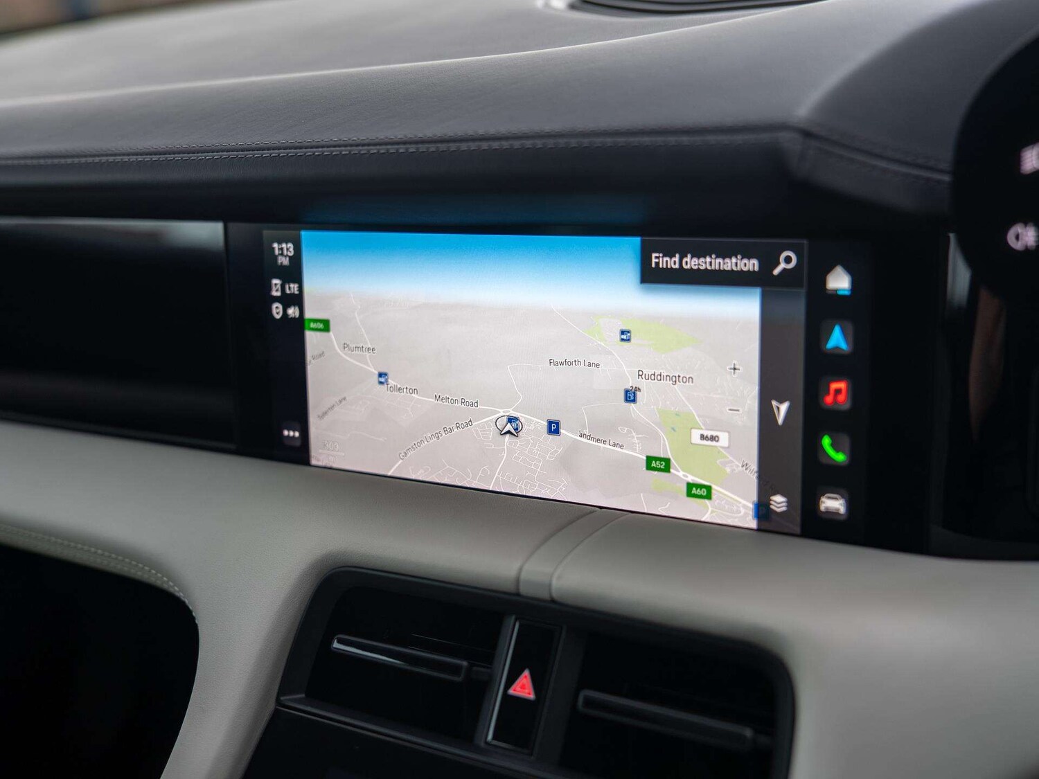 Used Porsche Taycan 2022 for sale - 77526870: Photo 20