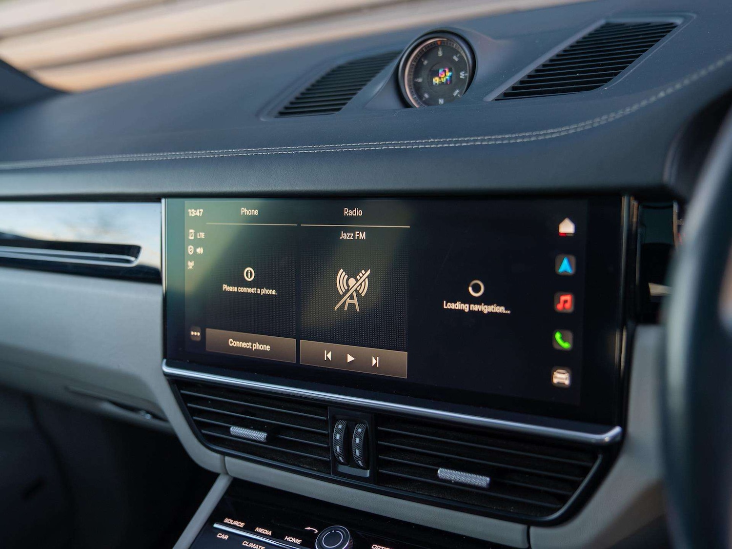 Used Porsche Cayenne 2021 for sale - 77032241: Photo 17