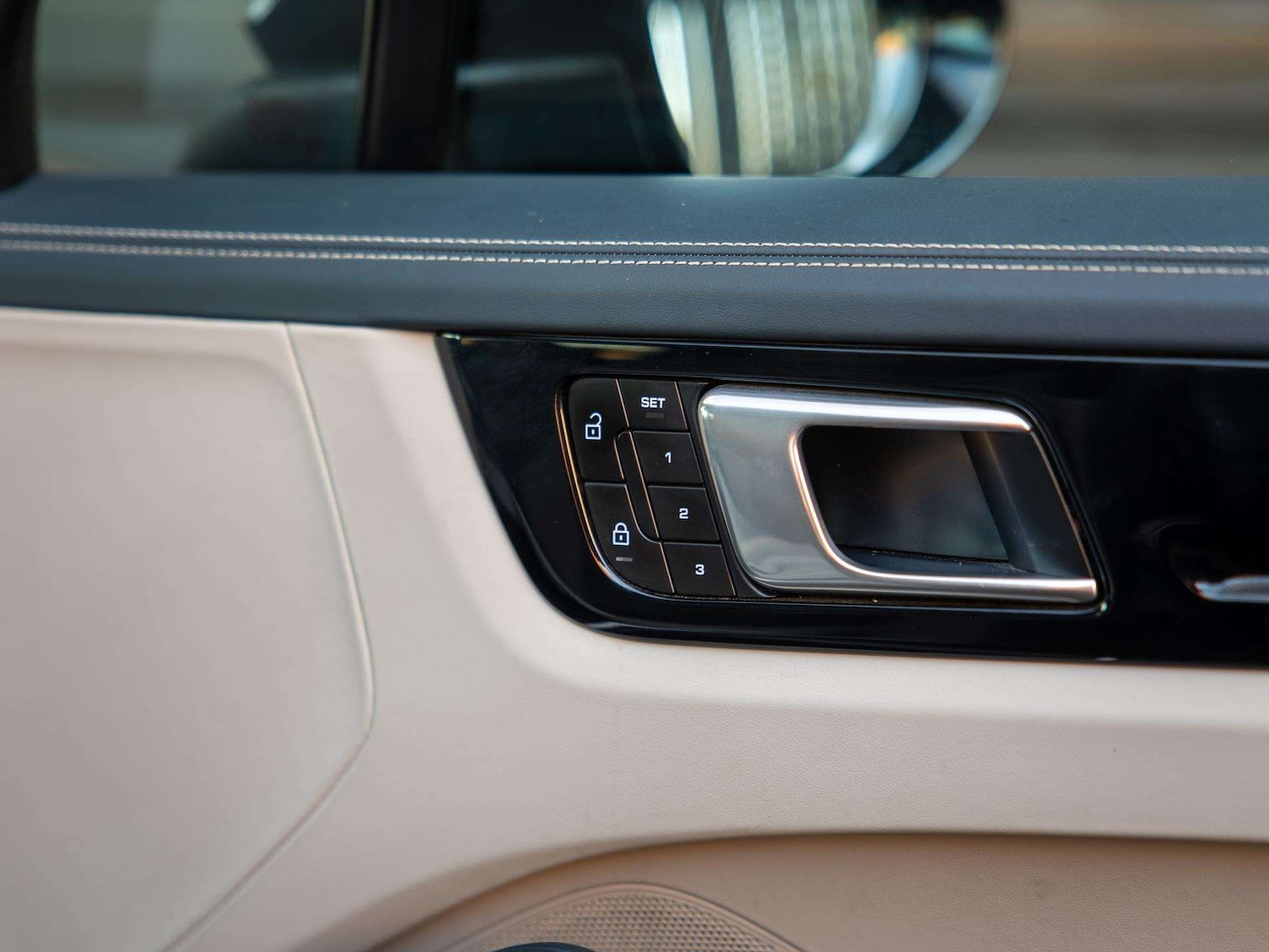 Used Porsche Cayenne 2021 for sale - 77032241: Photo 34