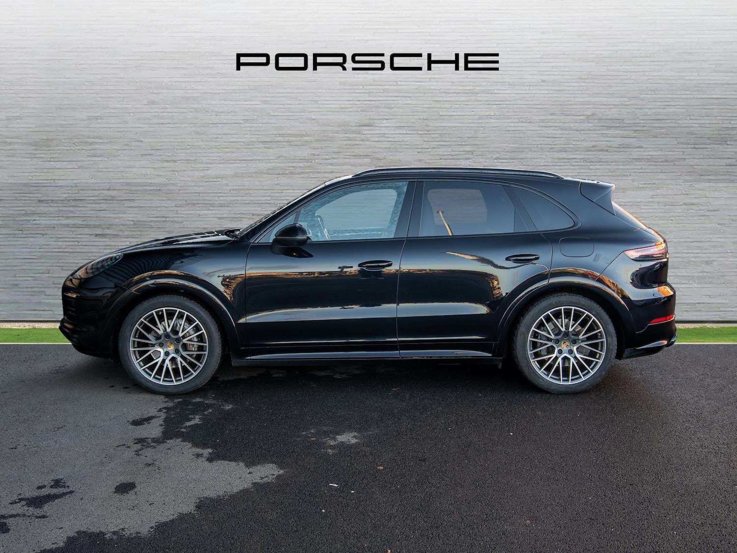 Used Porsche Cayenne 2021 for sale - 77032241: Photo 4