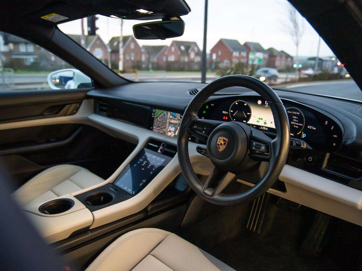 Used Porsche Taycan 2024 for sale - 77361319: Photo 9