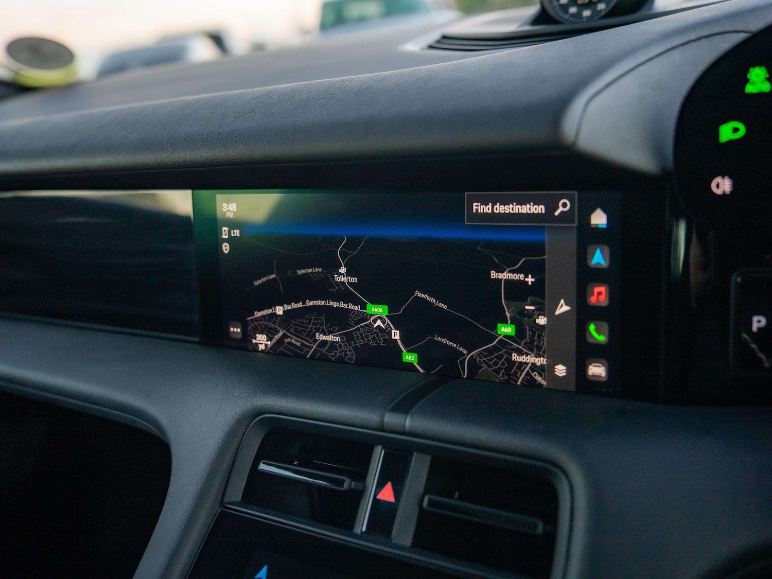 Used Porsche Taycan 2020 for sale - 76553272: Photo 22