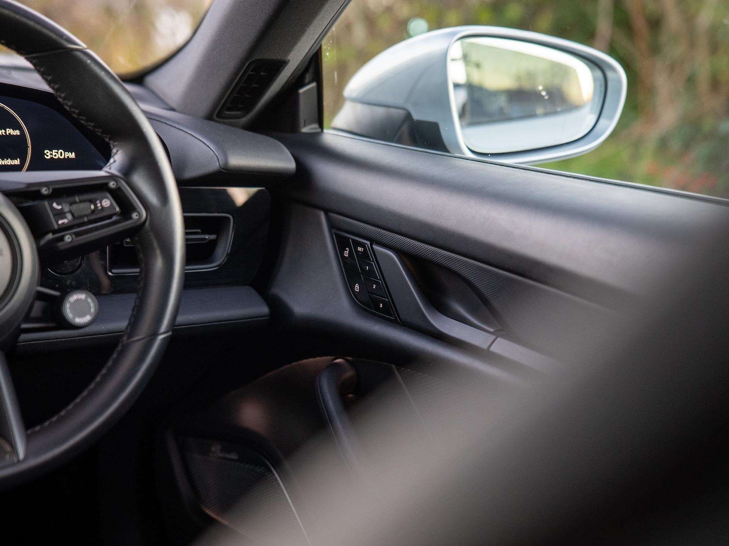 Used Porsche Taycan 2020 for sale - 76553272: Photo 29