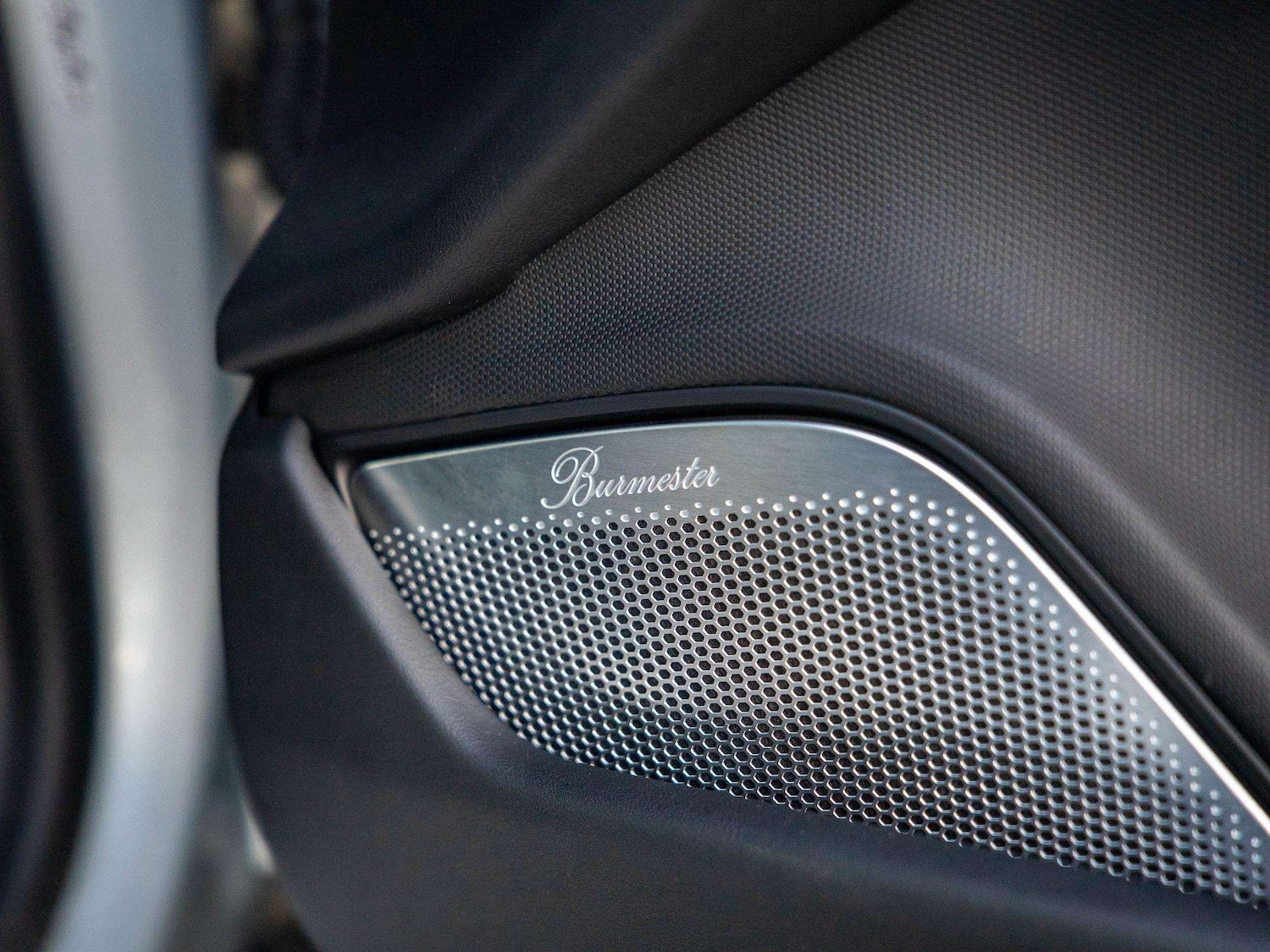 Used Porsche Taycan 2020 for sale - 76553272: Photo 32