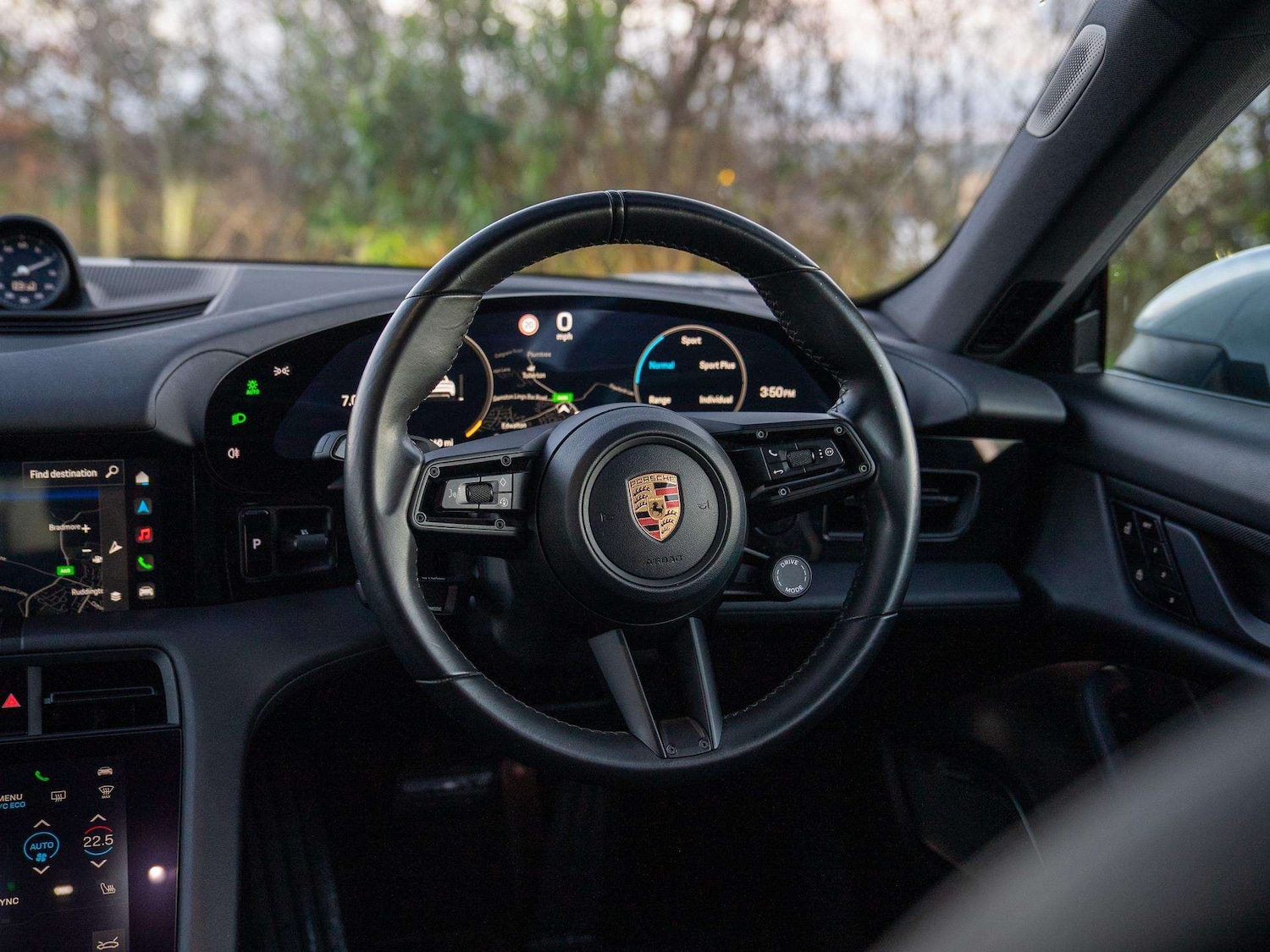 Used Porsche Taycan 2020 for sale - 76553272: Photo 8