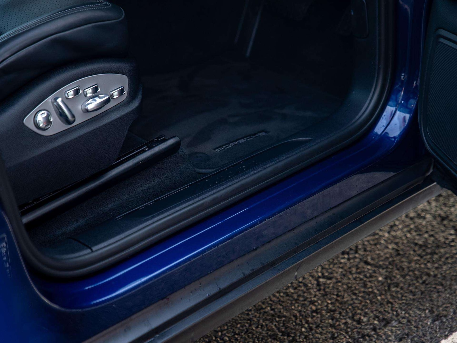 Used Porsche Macan 2023 for sale - 77294282: Photo 29