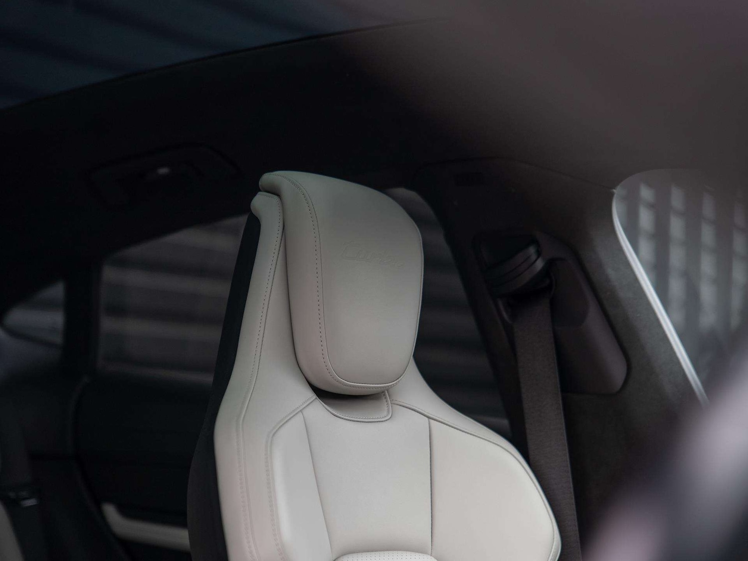 Used Porsche Taycan 2021 for sale - 76113386: Photo 13