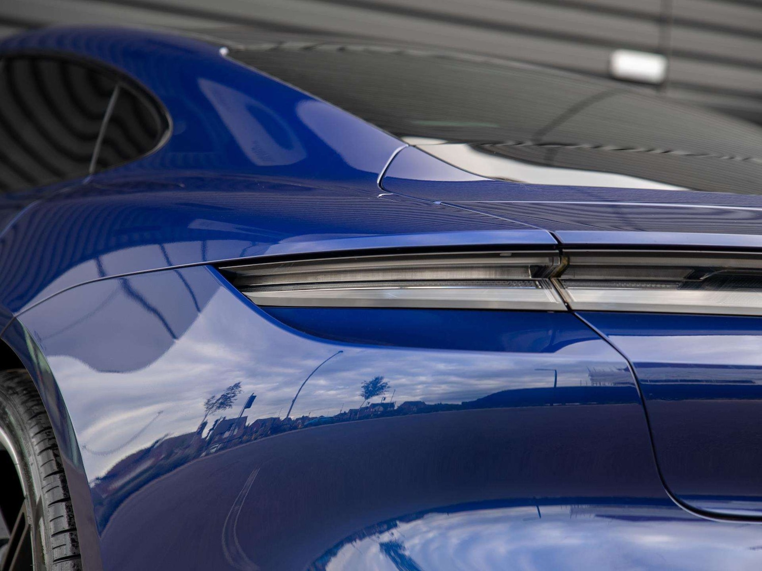 Used Porsche Taycan 2021 for sale - 76113386: Photo 16