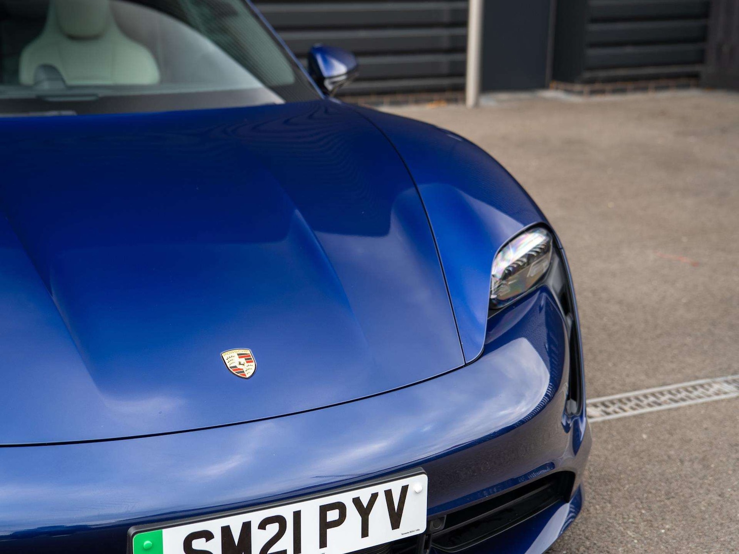 Used Porsche Taycan 2021 for sale - 76113386: Photo 8