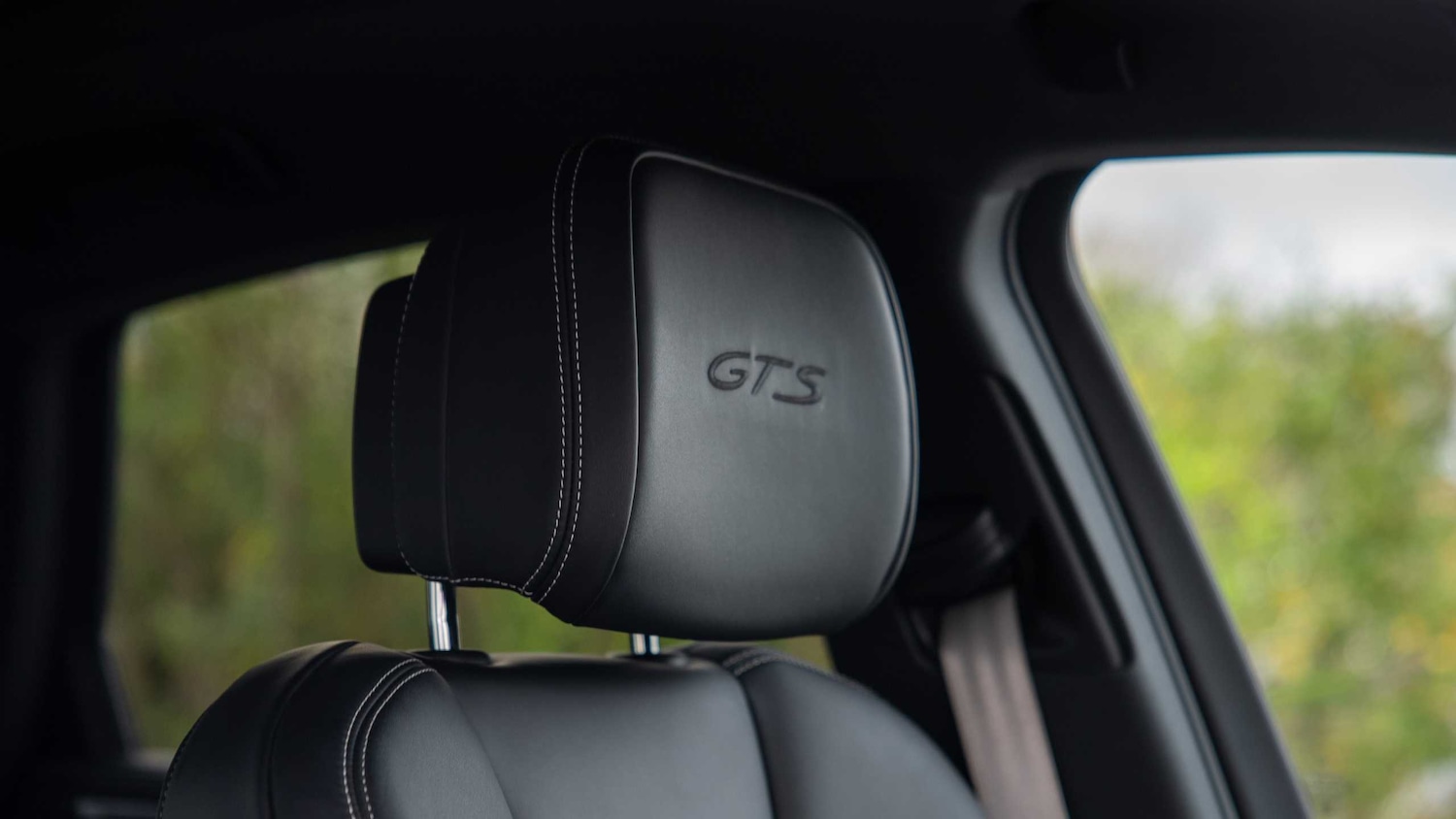 Used Porsche Macan 2023 for sale - 76553140: Photo 9