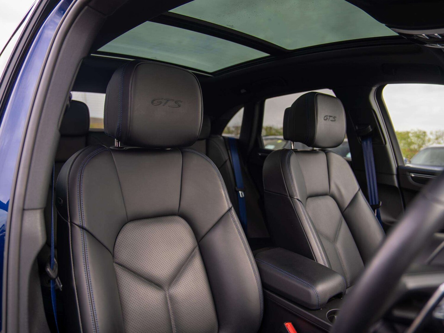 Used Porsche Macan 2024 for sale - 78118688: Photo 10