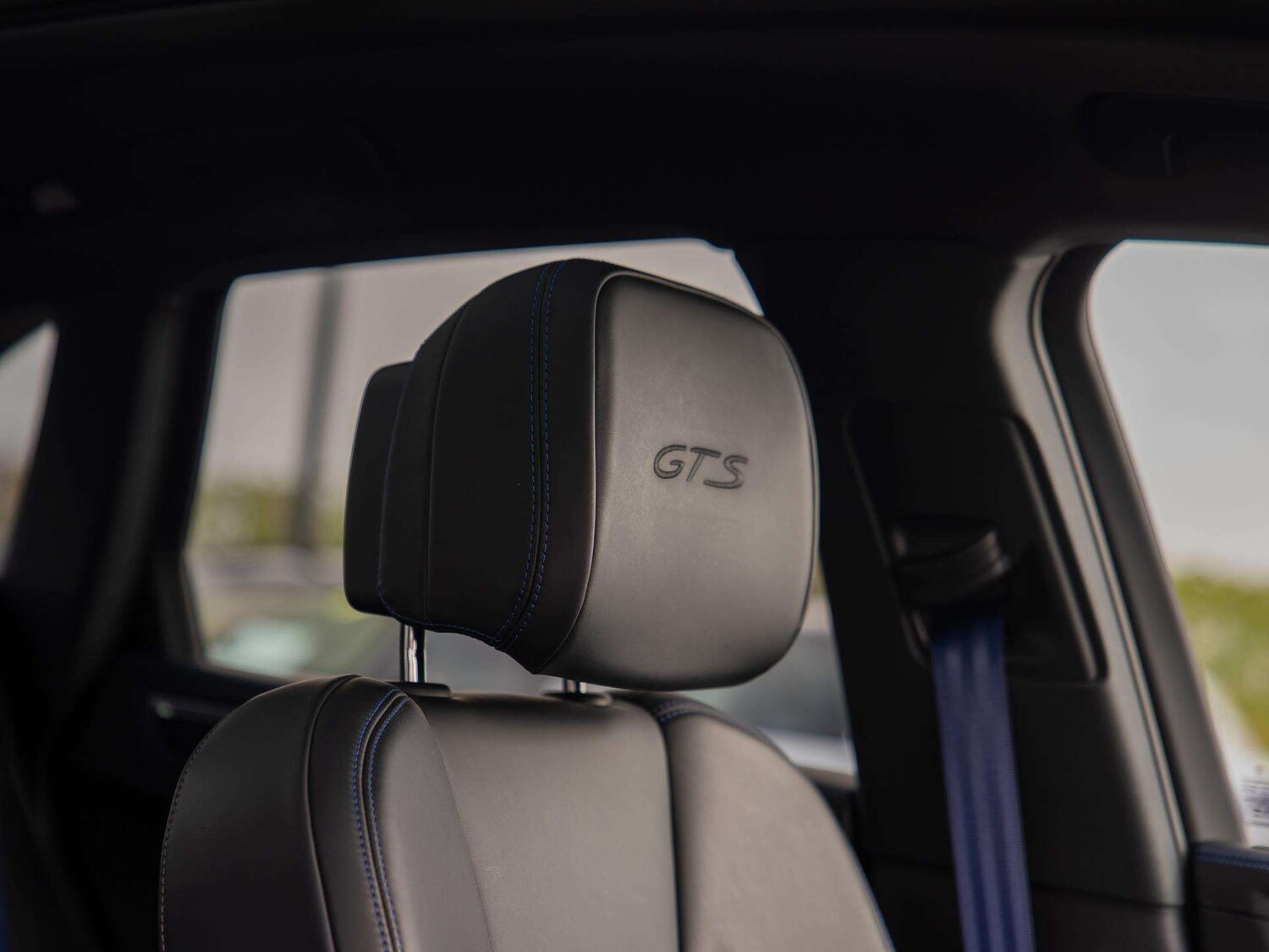 Used Porsche Macan 2024 for sale - 78118688: Photo 12