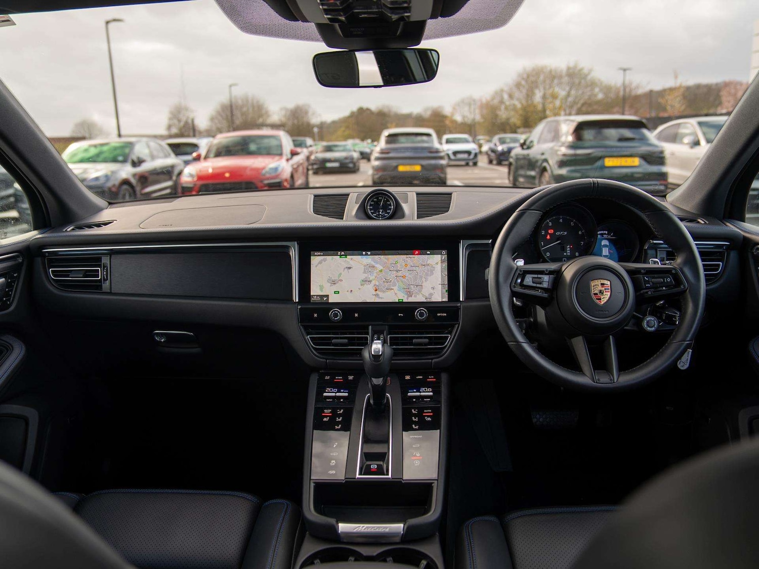 Used Porsche Macan 2024 for sale - 78118688: Photo 3