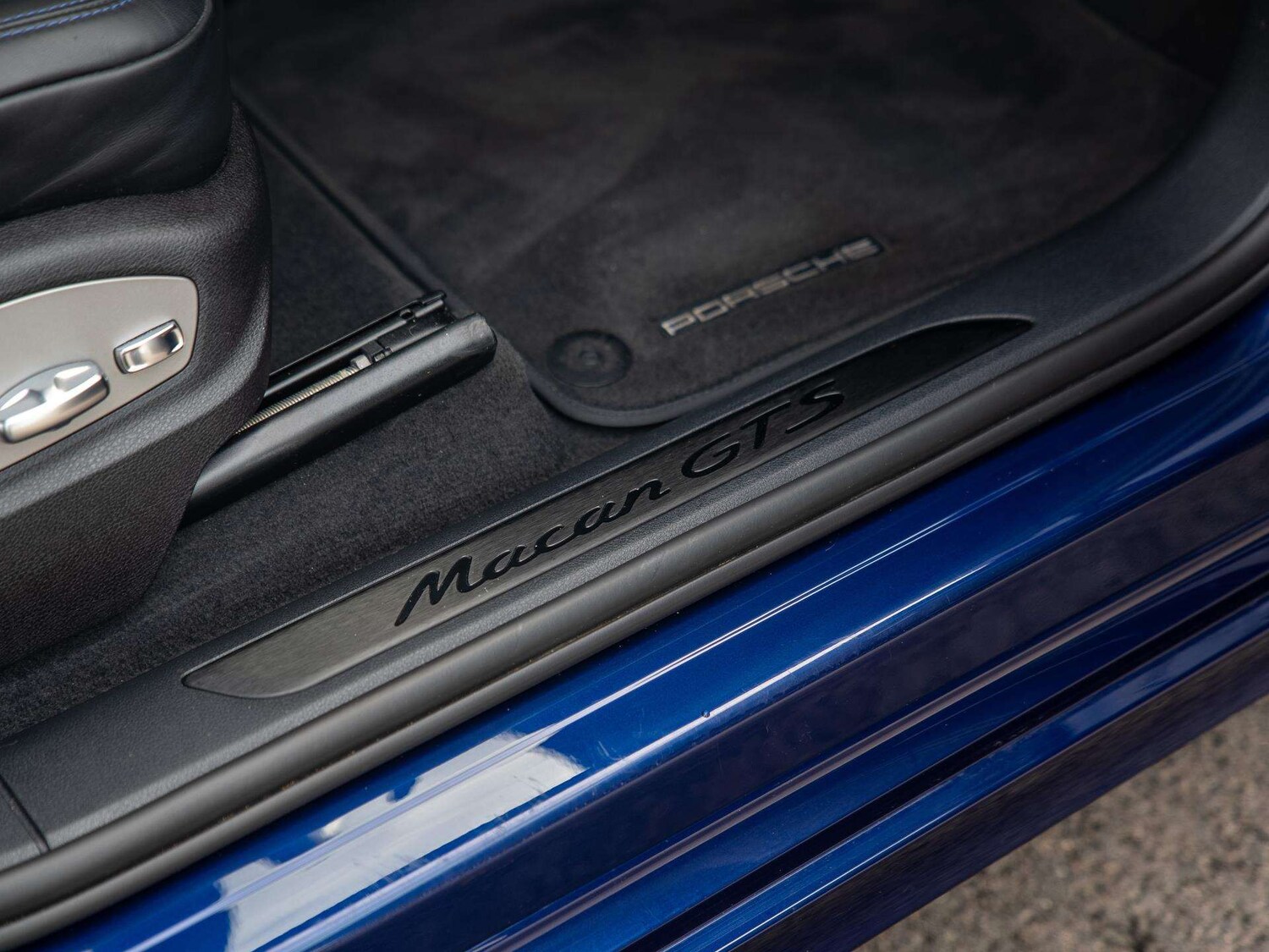 Used Porsche Macan 2024 for sale - 78118688: Photo 31