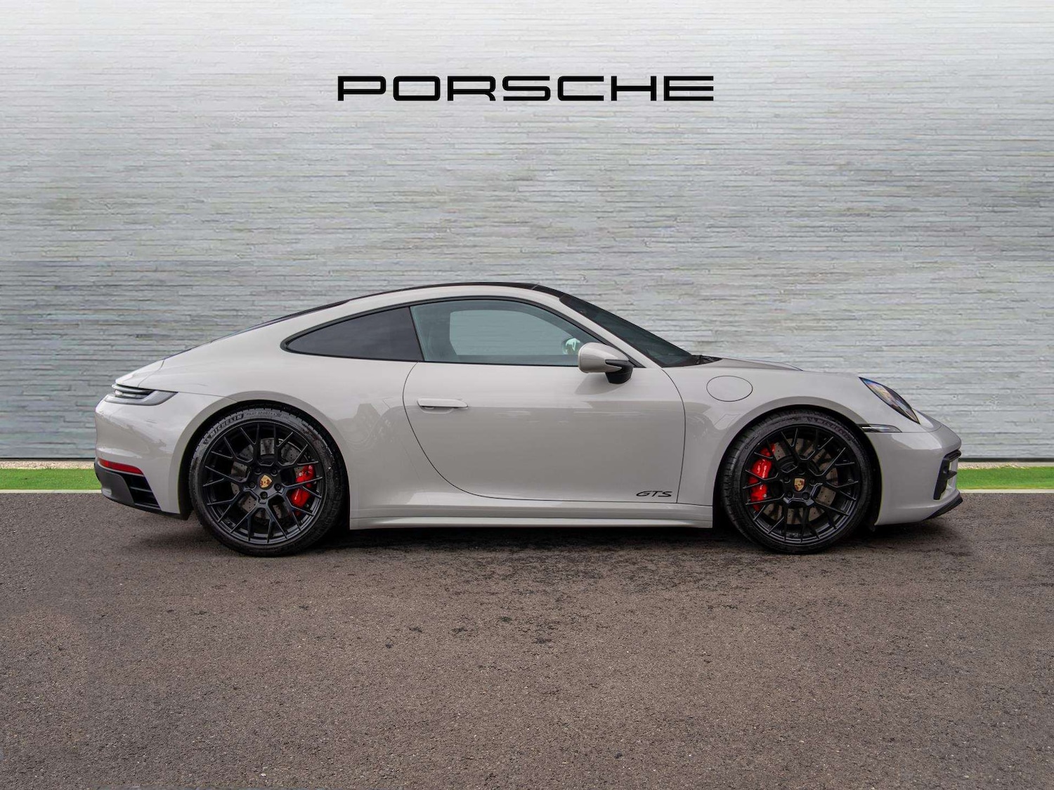 Used Porsche 911 2023 for sale - 76170122: Photo 5